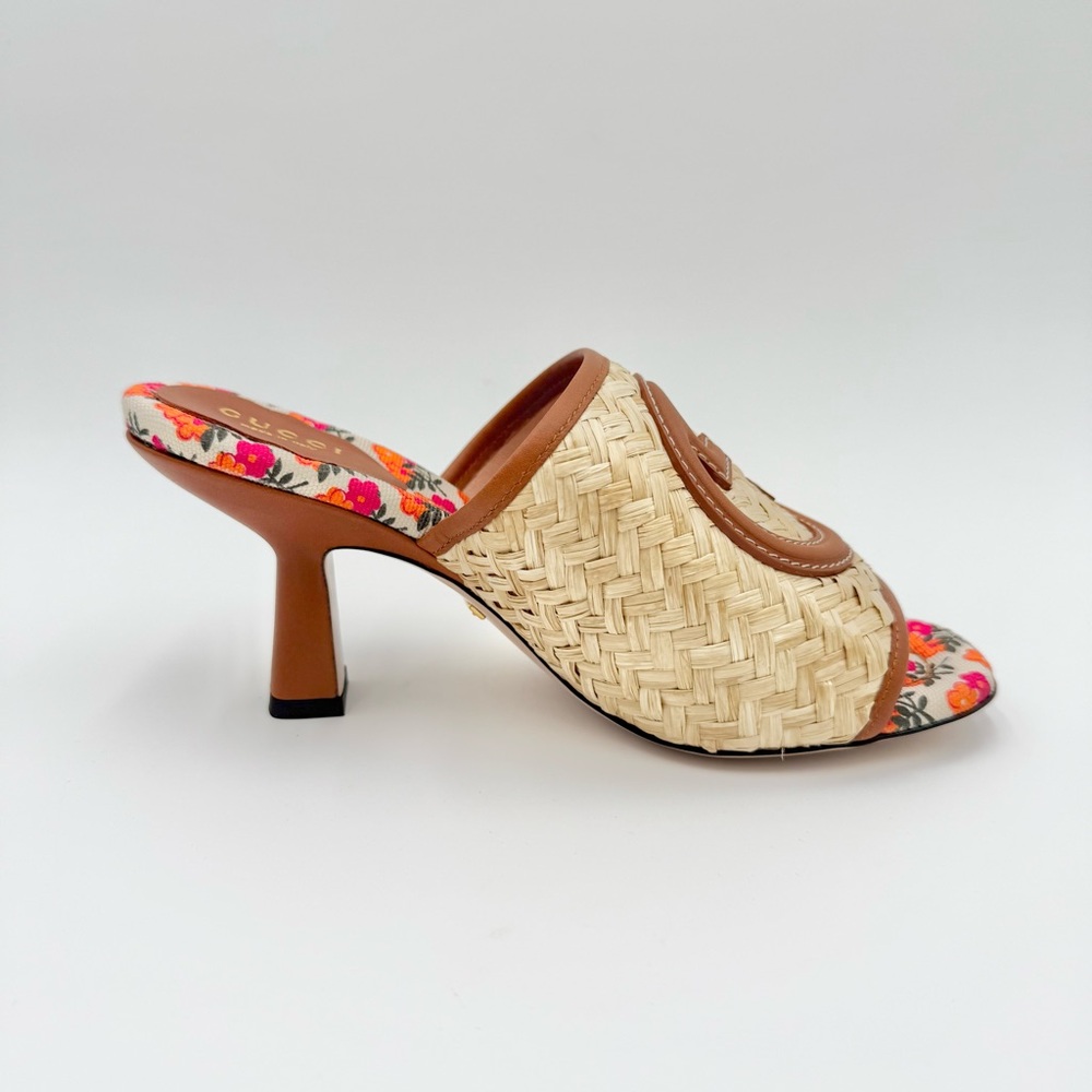 Gucci Tan Raffia Floral Slip-On Heeled Mules - Picture 5 of 13